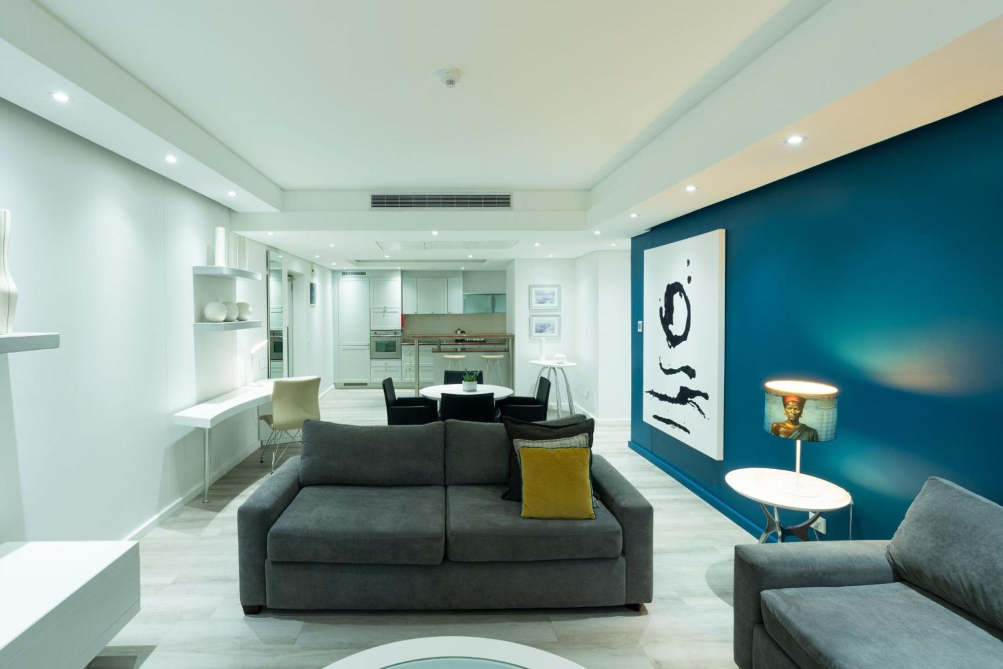 Protea Hotel By Marriott Cape Town North Wharf Bagian luar foto